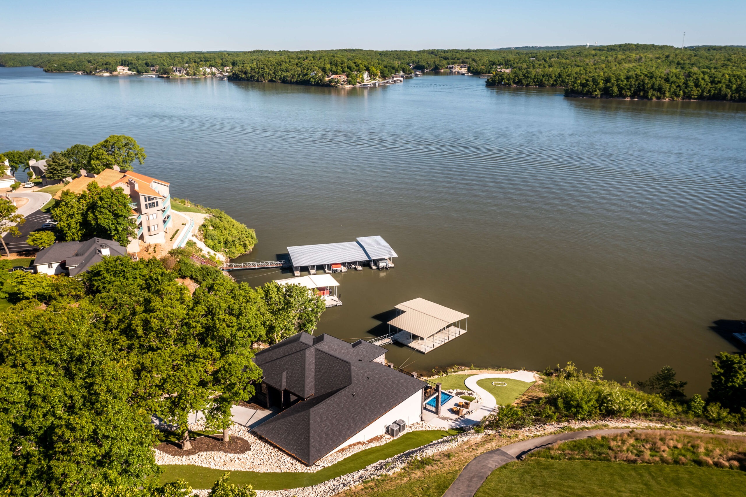 Spindrifter: Your Ideal Rental Home in Osage Beach with Pool and Patio