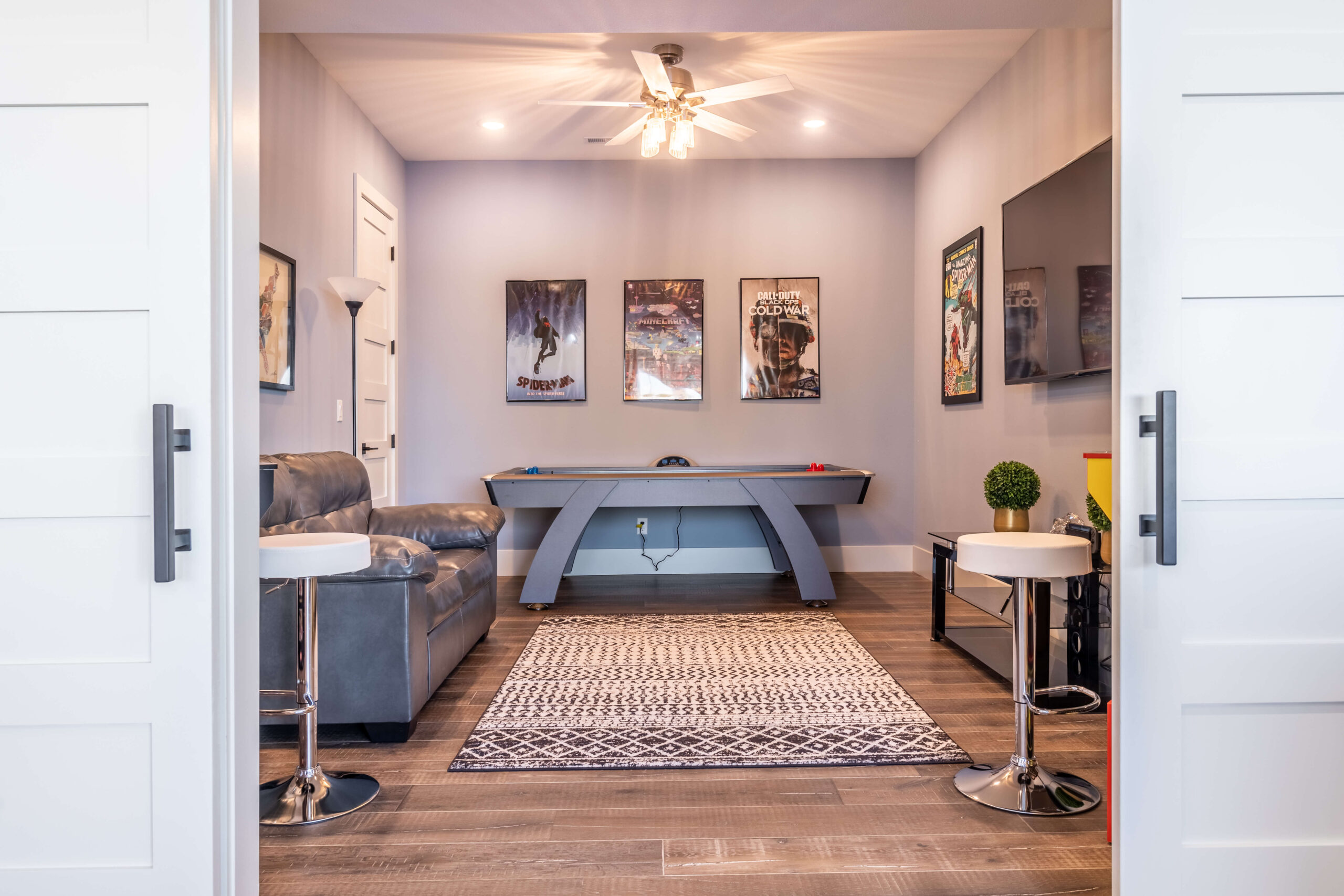 Spindrifter Rental: Family Fun with Air Hockey and Arcade Games in Osage Beach