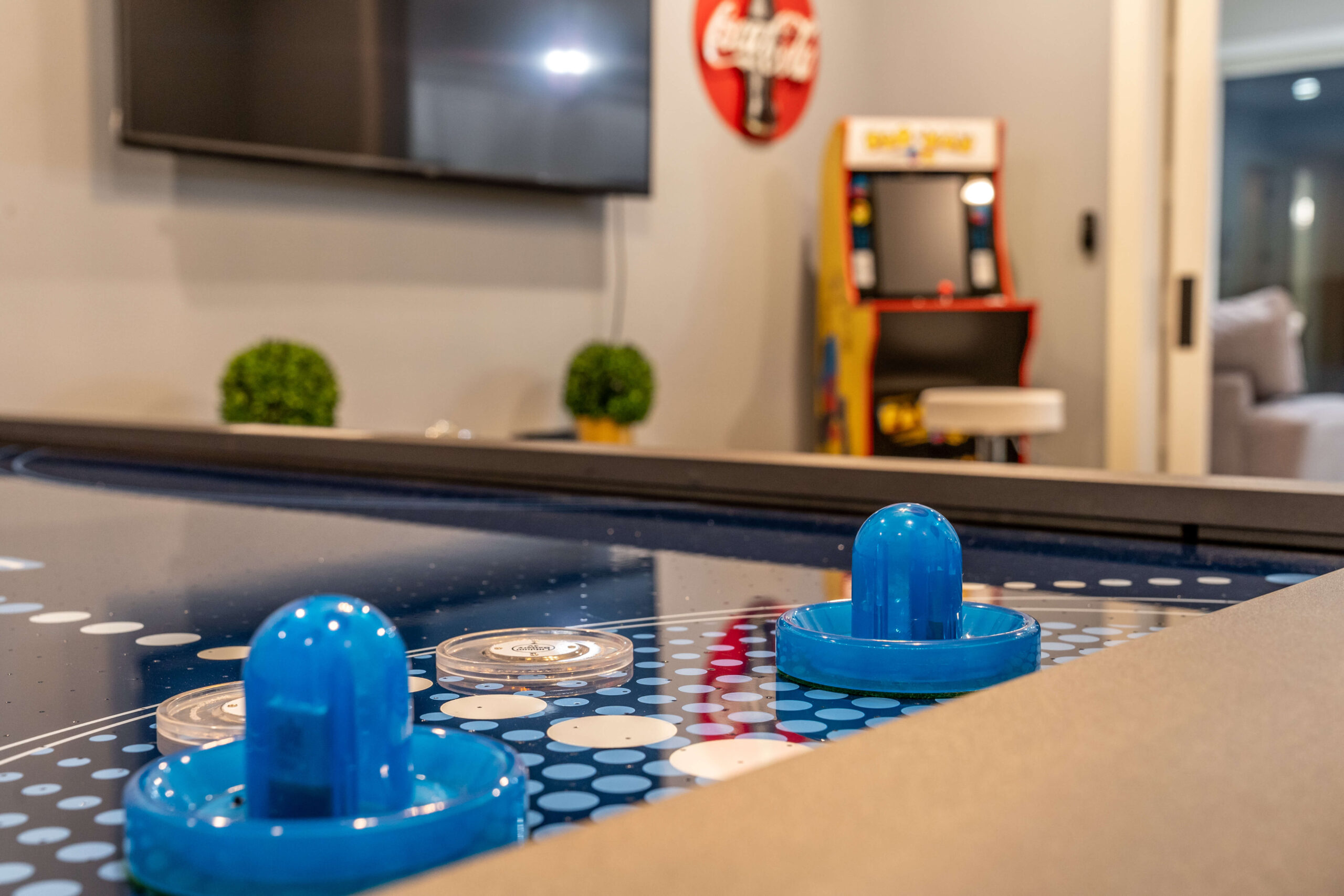 Spindrifter Rental: Enjoy Family Fun in Our Arcade at Osage Beach